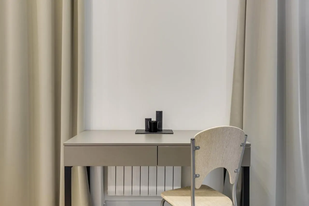 Centrooms Kropivnizkogo Mini-Hotel Kijev Szálloda